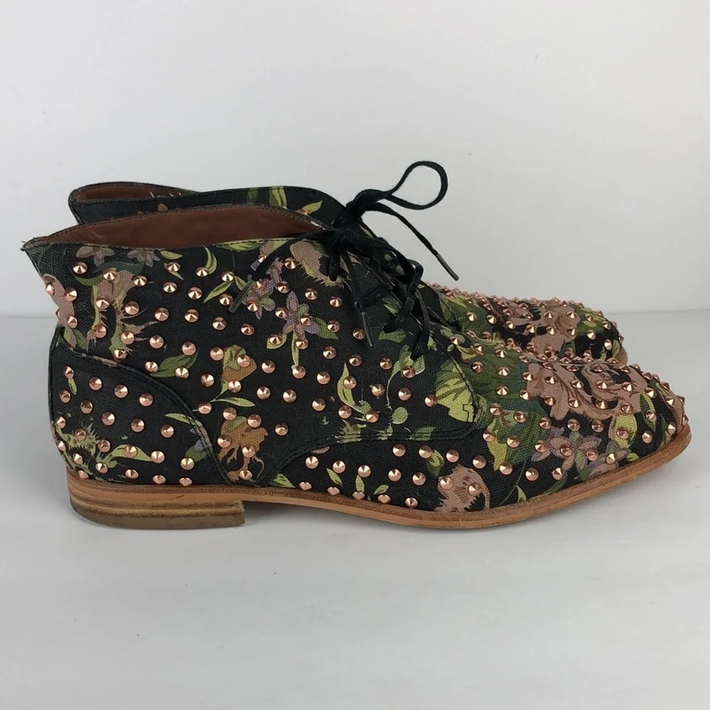 Matiko Floral Stud Lace Up Ankle Boots 8.5